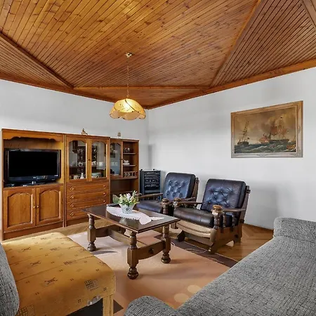 Apartment Maria Makarska